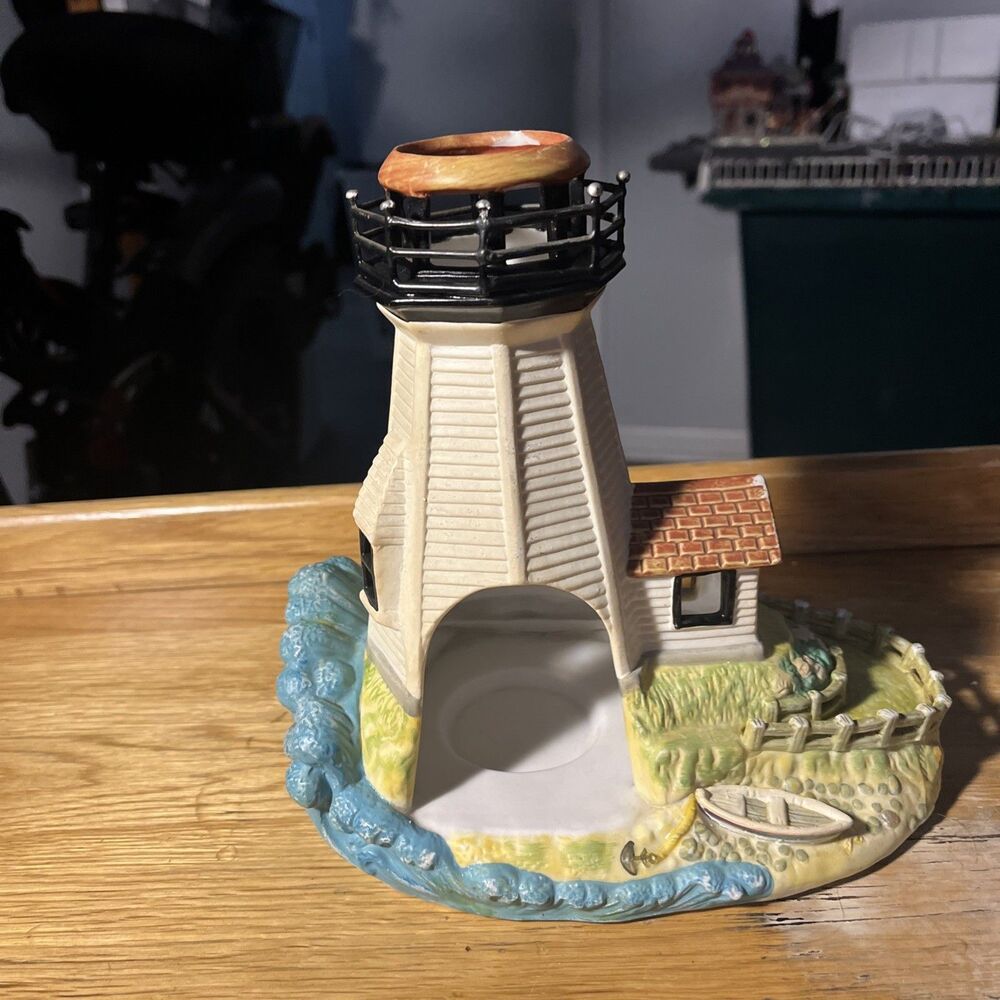 Vintage PartyLite "Plymouth Light Massachusetts 1769" Tealight Candle Holder